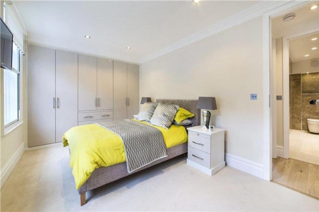 Stunning 2 Bed - Bond Street And Selfridges! Apartman London Kültér fotó