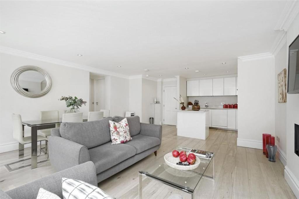 Stunning 2 Bed - Bond Street And Selfridges! Apartman London Kültér fotó